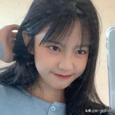 娱乐吃瓜酱头像女生